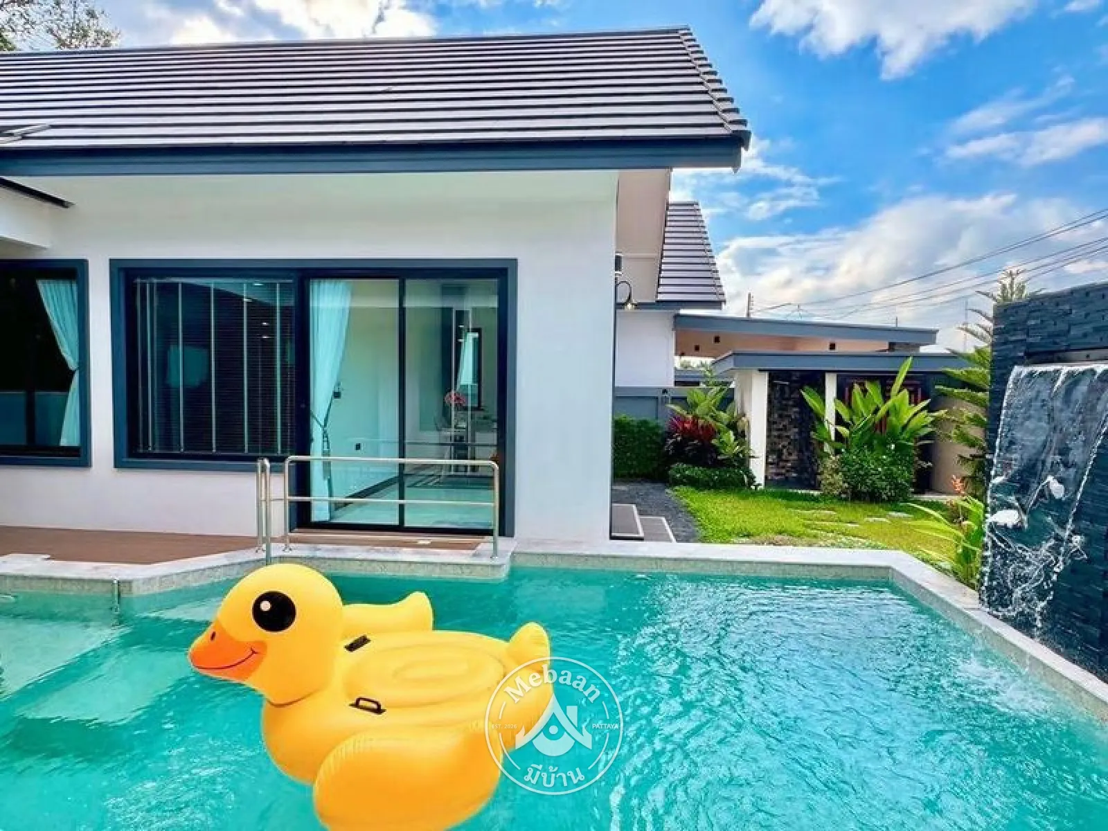 💫ลดราคาพิเศษ!!💥 วิลล่า 3 ห้องนอนพร้อมสระว่ายน้ำส่วนตัว 7.99 ล้านบาท ใกล้ทะเลสาบมาบประชัน พัทยา — 2