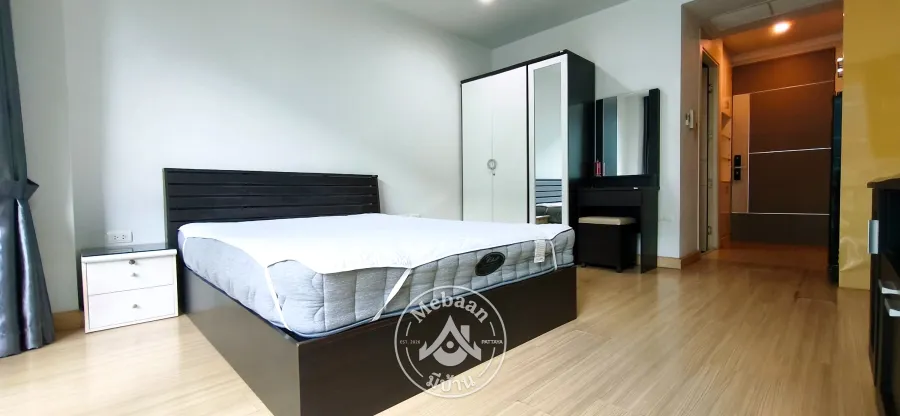Pool-View Studio Condo at Apus, Central Pattaya