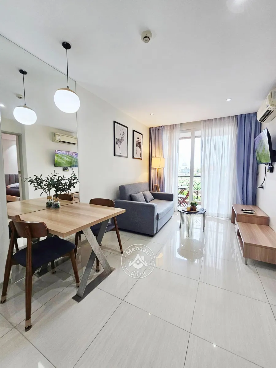 For Sale/Rent: 1 Bedroom Popular Condo Resort Style on the Main Road, Jomtien Pattaya