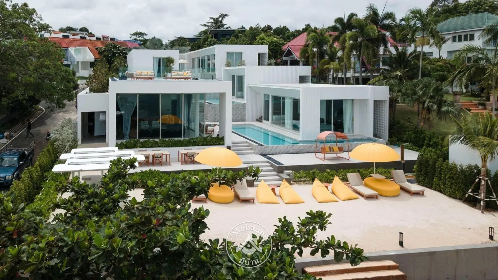 EXCLUSIVE BEACHFRONT LUXURY VILLA FOR RENT | NA JOMTIEN, PATTAYA — 34